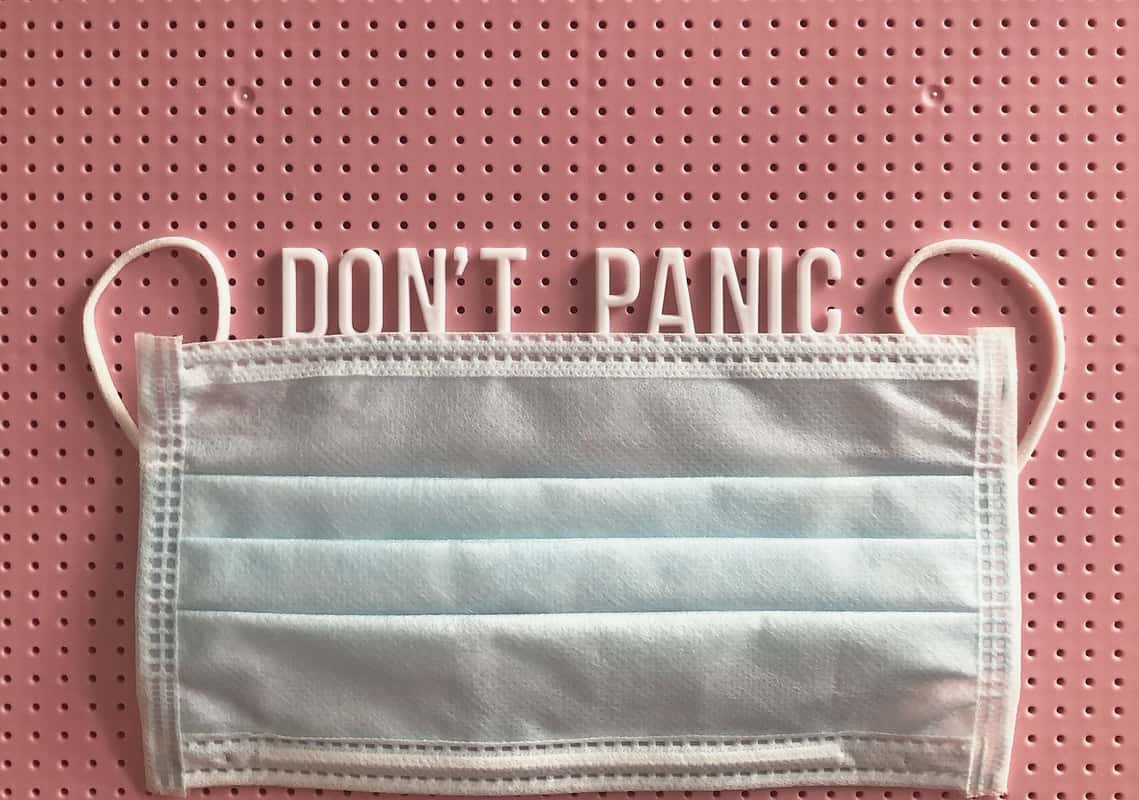 Don't Panic Sign Surgical Mask