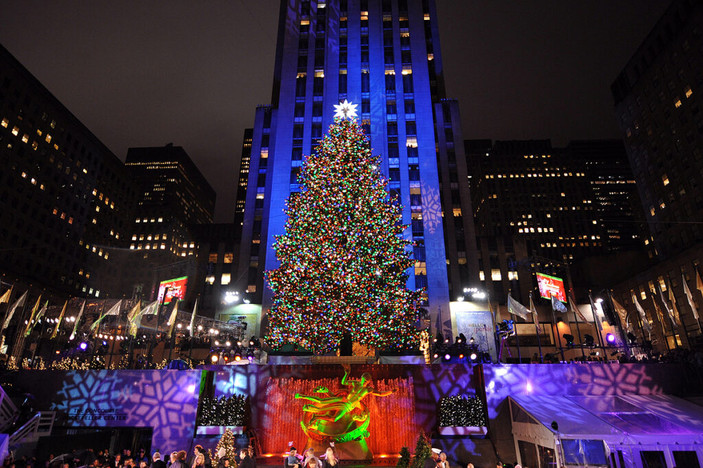 Rockefeller center tree plaza today christmas